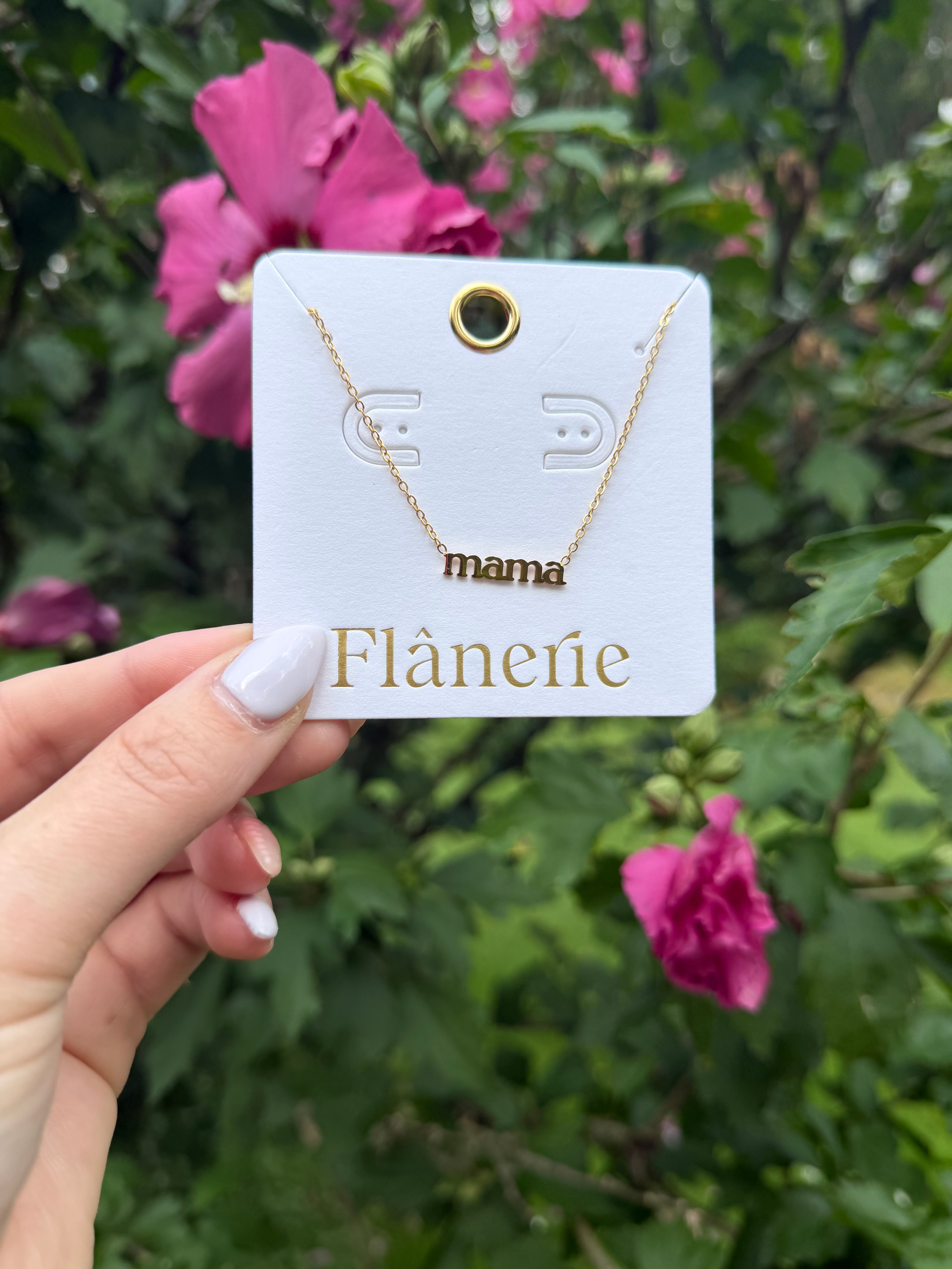 Mama Necklace