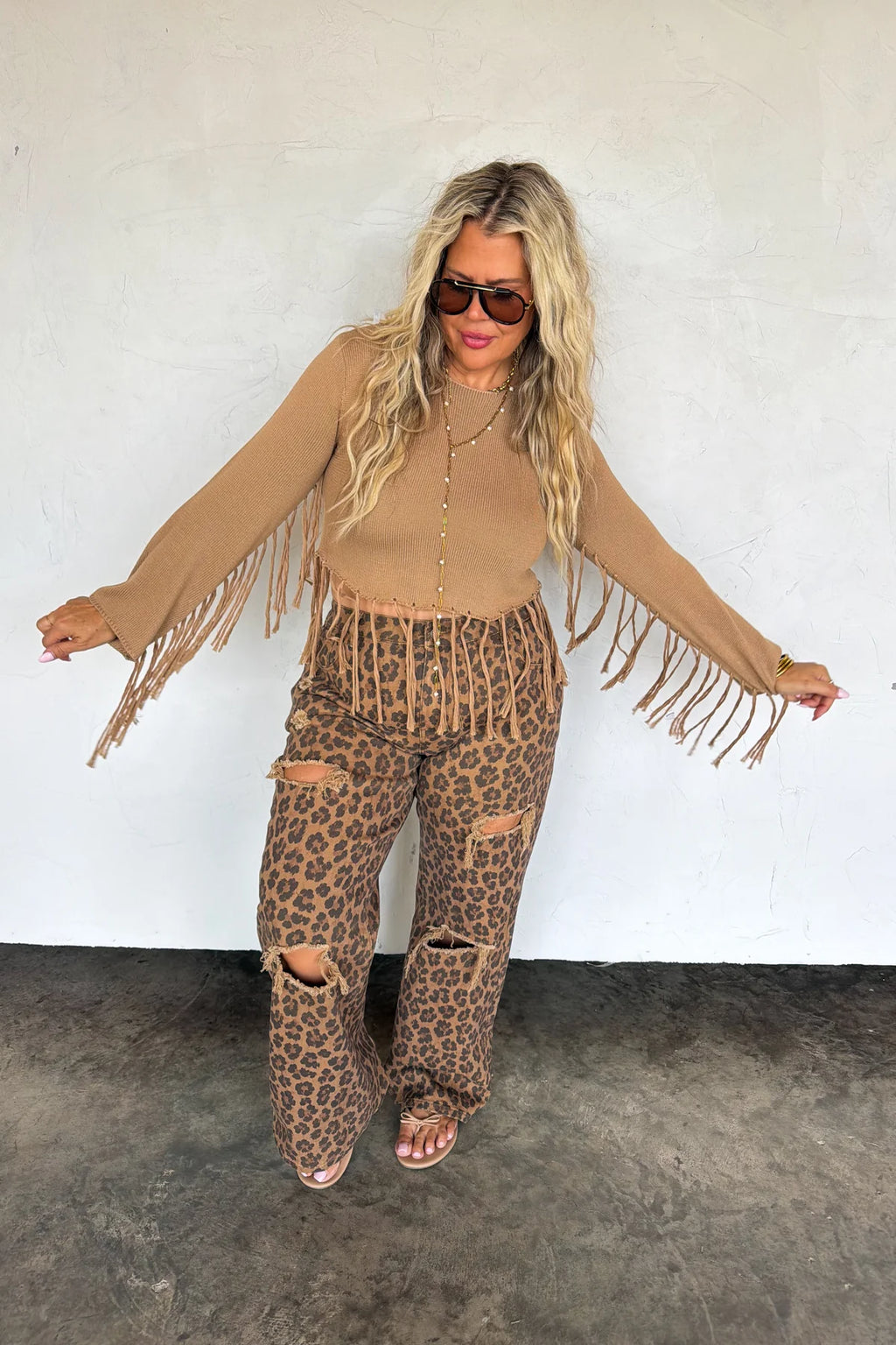 PREORDER- FRINGE BENEFITS TOP