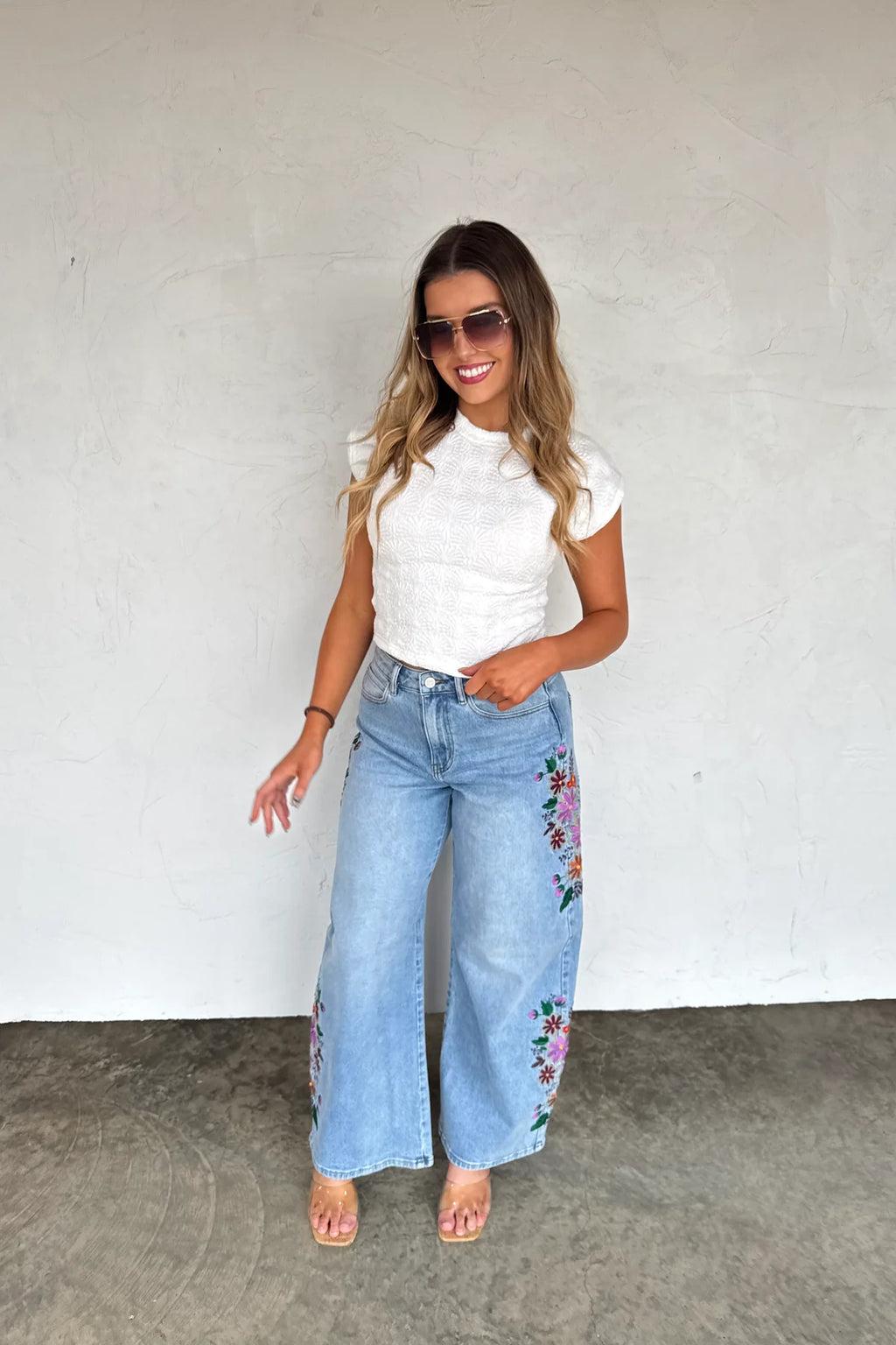 EVIE FLORAL EMBROIDERED JEANS