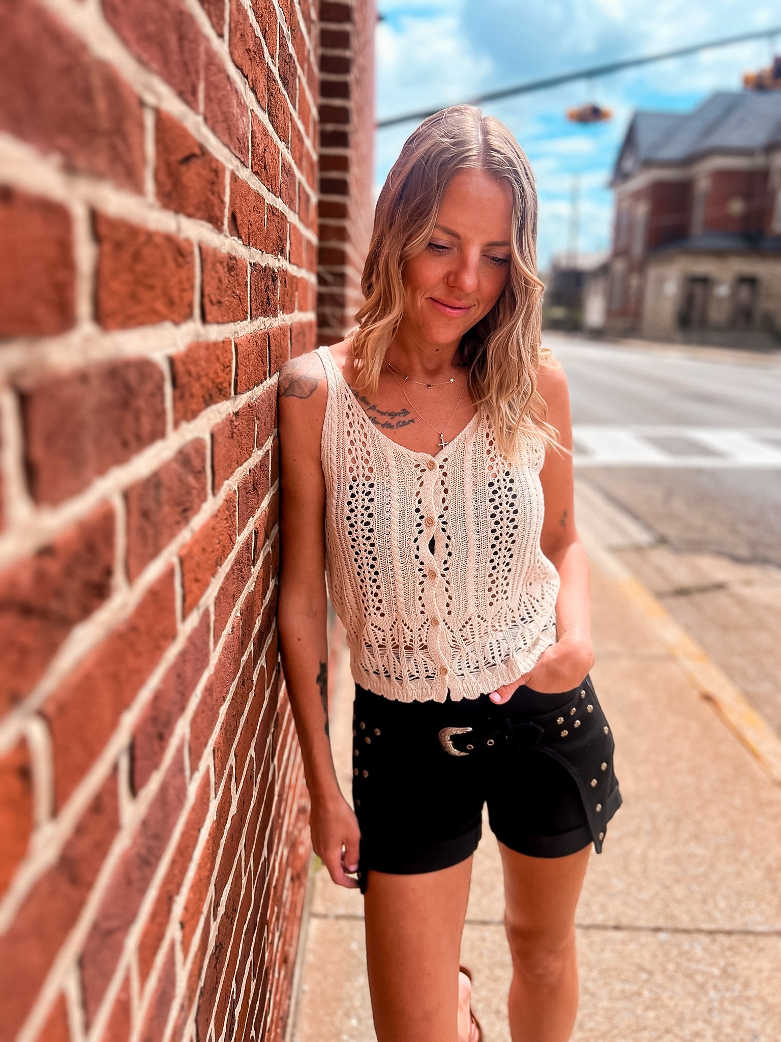 FESTIVAL NIGHTS BUCKLE SHORTS