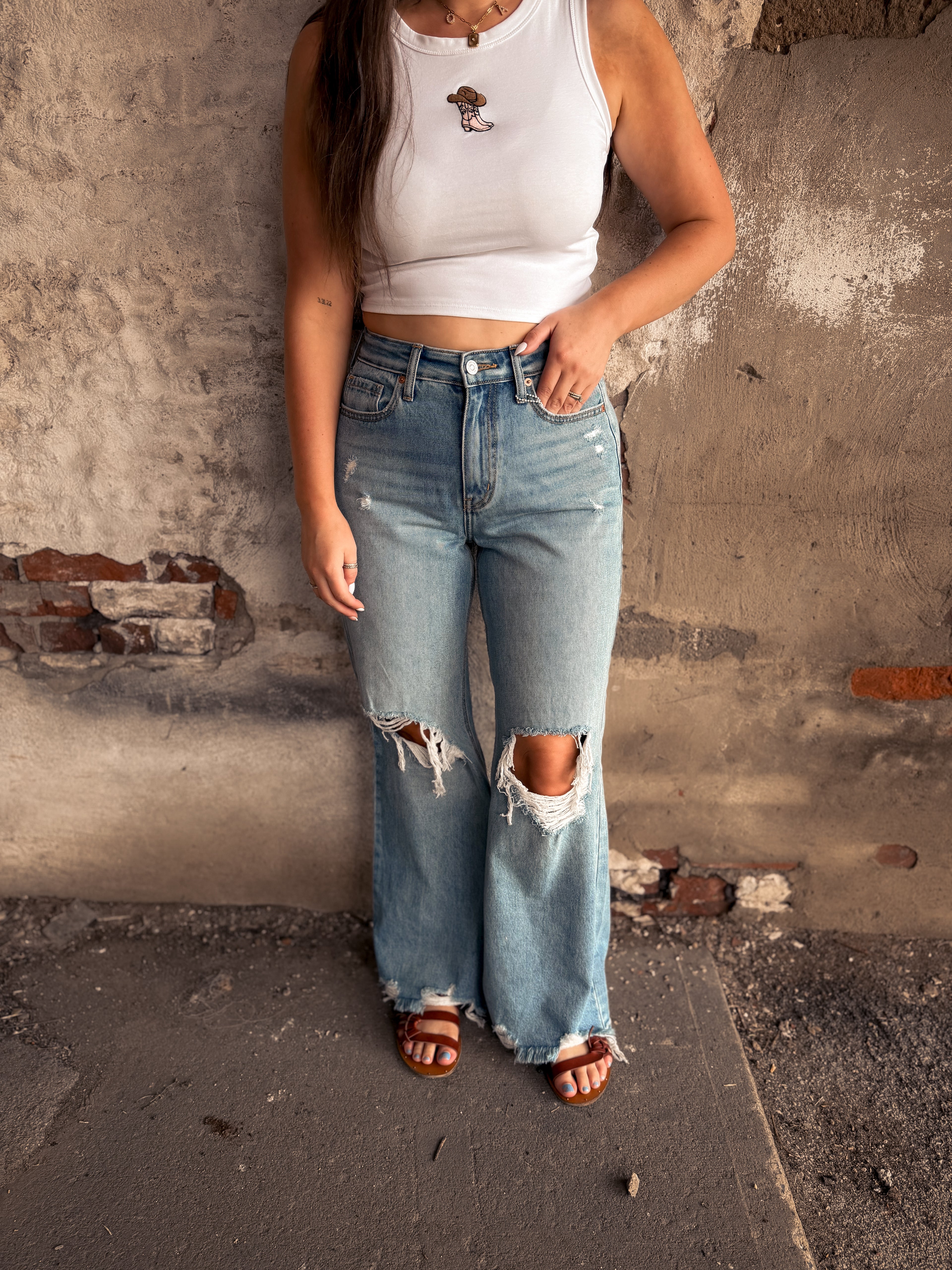Gracin Relaxed Flare Jeans