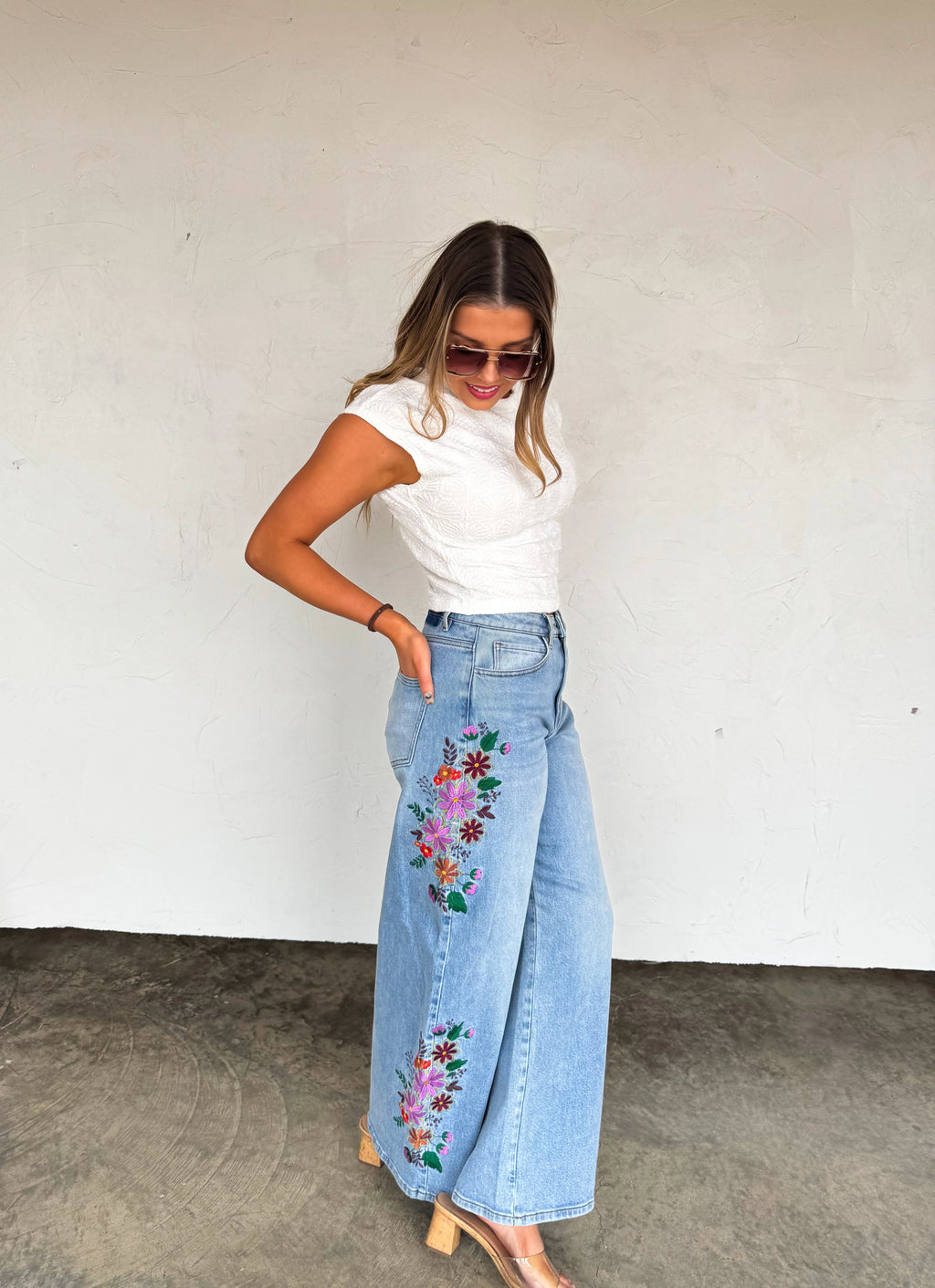 PREORDER- EVIE FLORAL EMBROIDERED JEANS