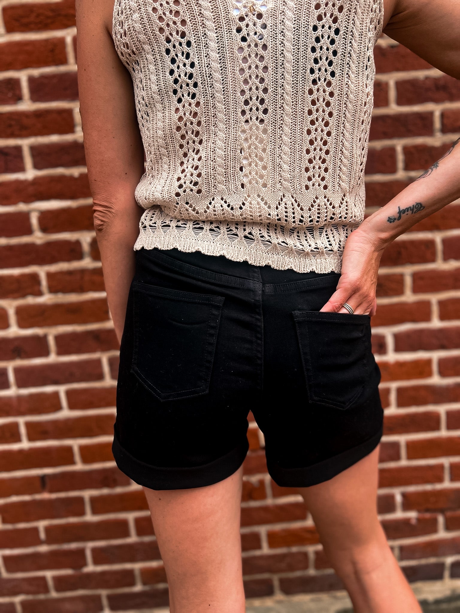 FESTIVAL NIGHTS BUCKLE SHORTS