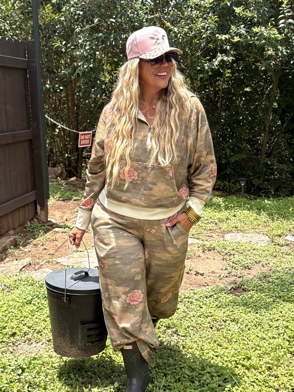 PREORDER- CAMO & BUTTERFLIES DRIFT AWAY JOGGERS